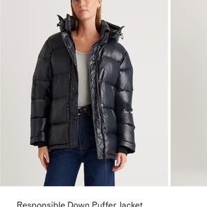 Quince Shiny Black Puffer Jacket